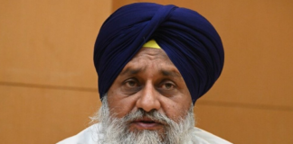 ਪੰਜਾਬ ਦੇ ਨੌਜਵਾਨਾਂ ਵਿੱਚ ਵਧ ਰਹੀ ਬੇਚੈਨੀ, ਪੇਪਰ ਲੀਕ ਅਤੇ ਬੇਰੁਜ਼ਗਾਰੀ ਖ਼ਿਲਾਫ਼ ਸੜਕਾਂ ‘ਤੇ ਉਤਰੇ ਵਿਦਿਆਰਥੀ: ਸੁਖਬੀਰ ਬਾਦਲ